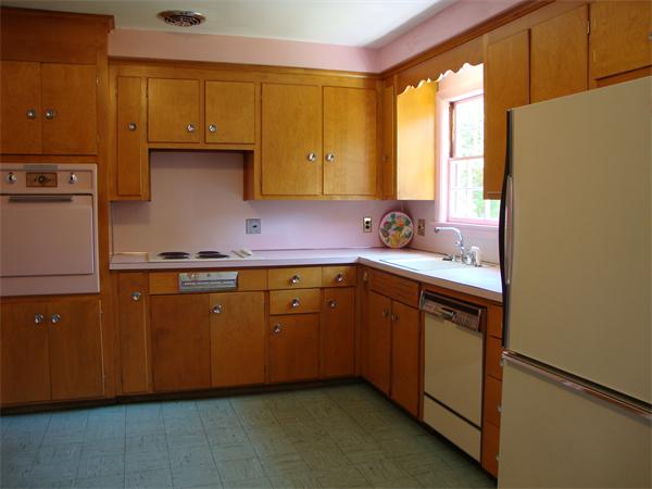 49 Sharpe Road Belmont, MA 02478 - Photo 4 of 28