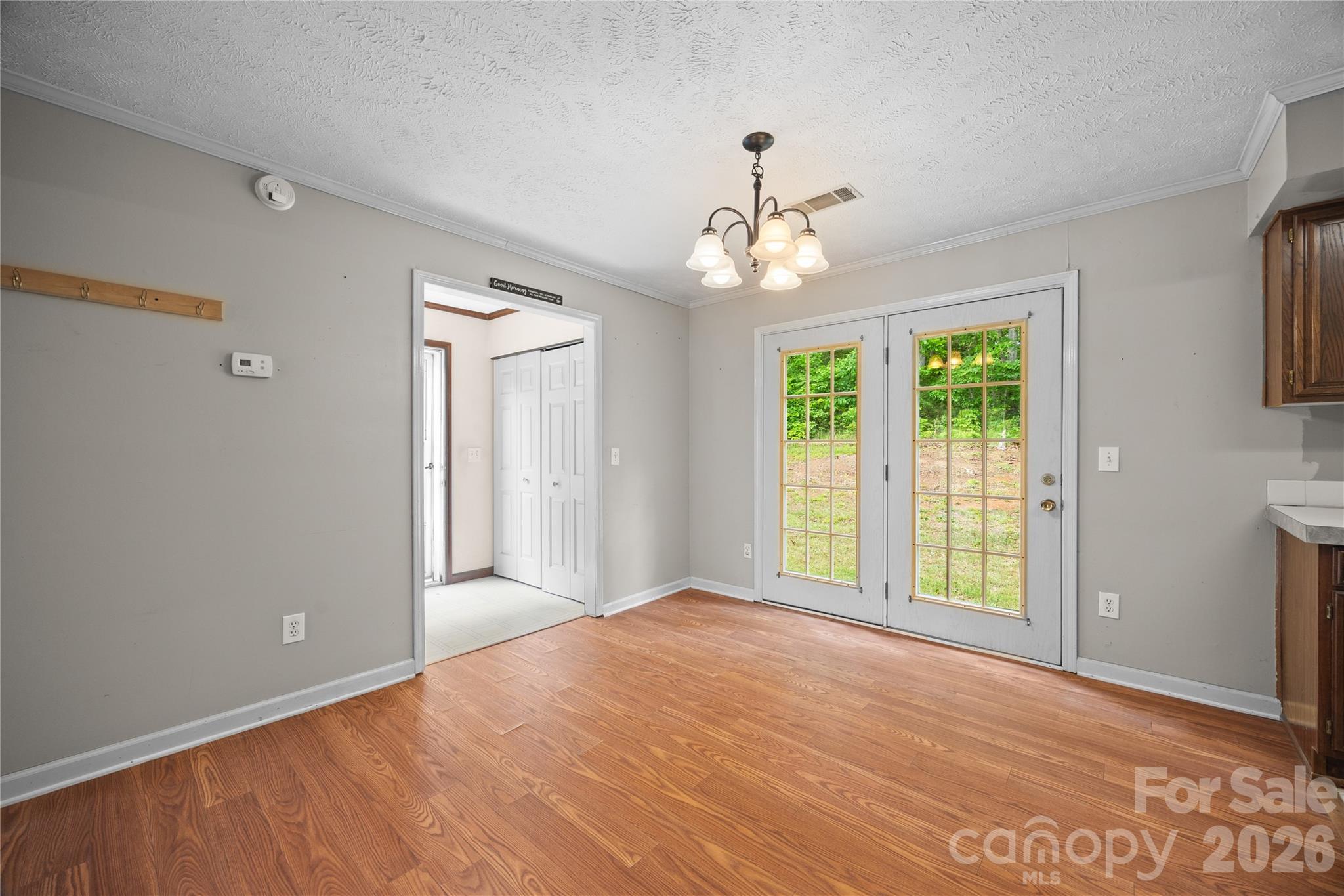 6582 Hoot Owls Hollow Road Hickory, NC 28602 - Photo 10 of 45