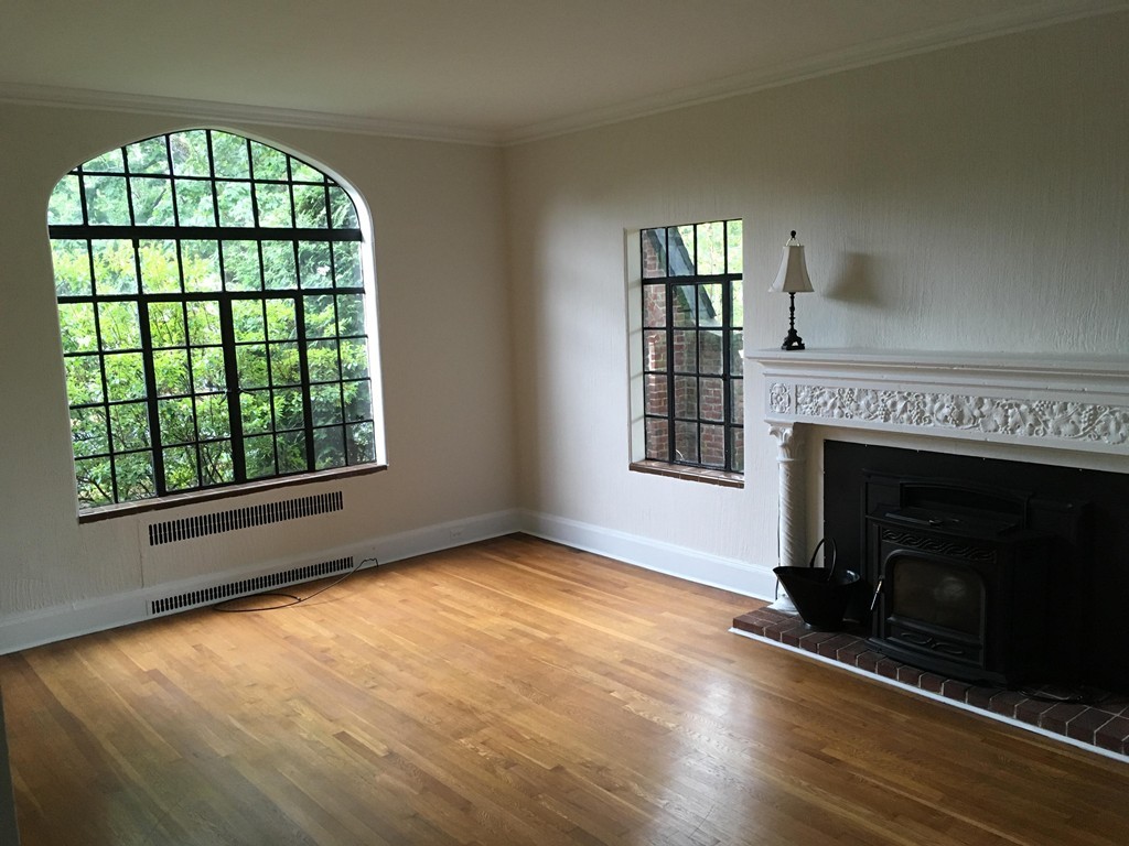 27 Florence Road Lowell, MA 01851 - Photo 2 of 12 Gallery Image 2