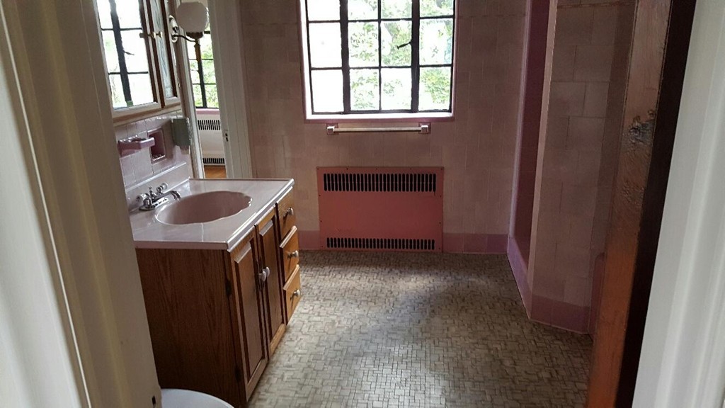 27 Florence Road Lowell, MA 01851 - Photo 10 of 12 Gallery Image 10