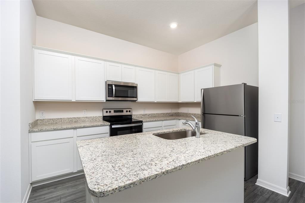 643 Poppy Lane Dundee, FL 33838 - Photo 6 of 19