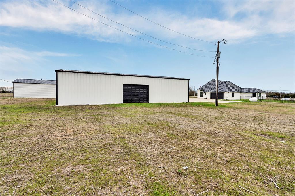 157 Country Pl Lane Van Alstyne, TX 75495 - Photo 34 of 40