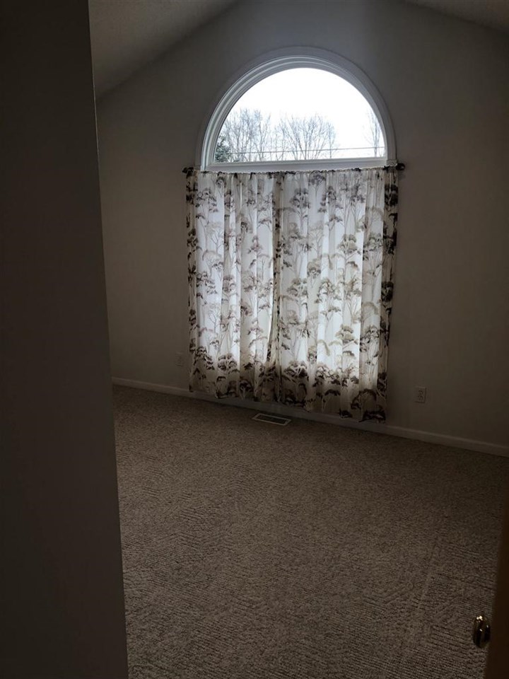 6412 Farrand Road Clio, MI 48420 - Photo 5 of 23 21533504-4.JPG
