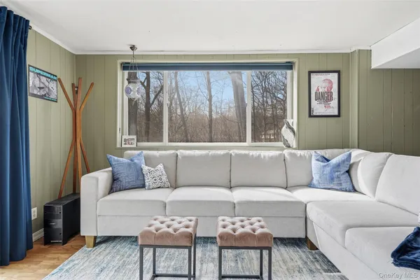 $639,000 | 11 Split Rock Road, Mahopac, NY 10541