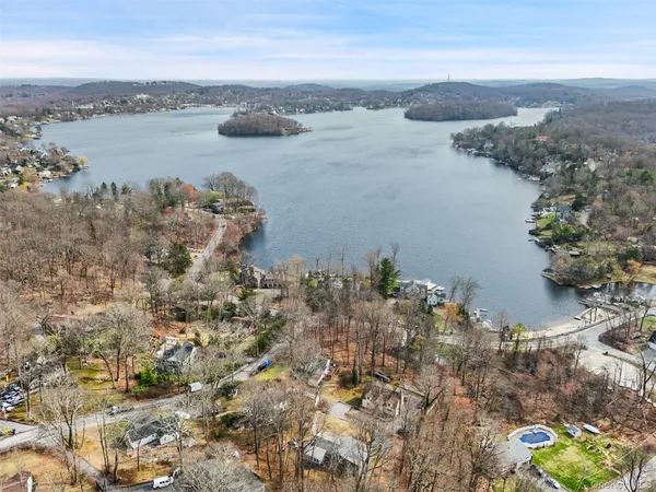 $639,000 | 11 Split Rock Road, Mahopac, NY 10541