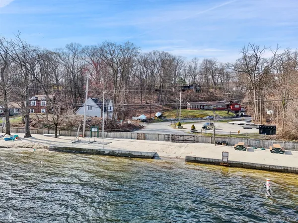 $639,000 | 11 Split Rock Road, Mahopac, NY 10541