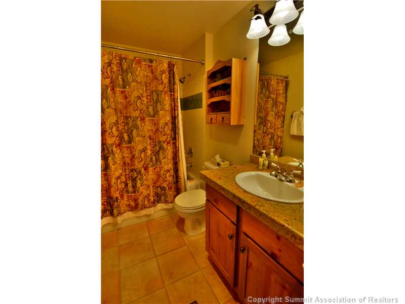 195 River Run Road, Unit 8043 Keystone, CO 80435 - Photo 10 of 25 Master Bath/Spa. Full master bath.