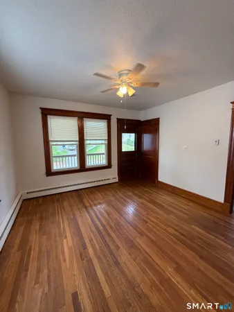 $1,400 | 192 Tudor Street, Waterbury, CT 06704