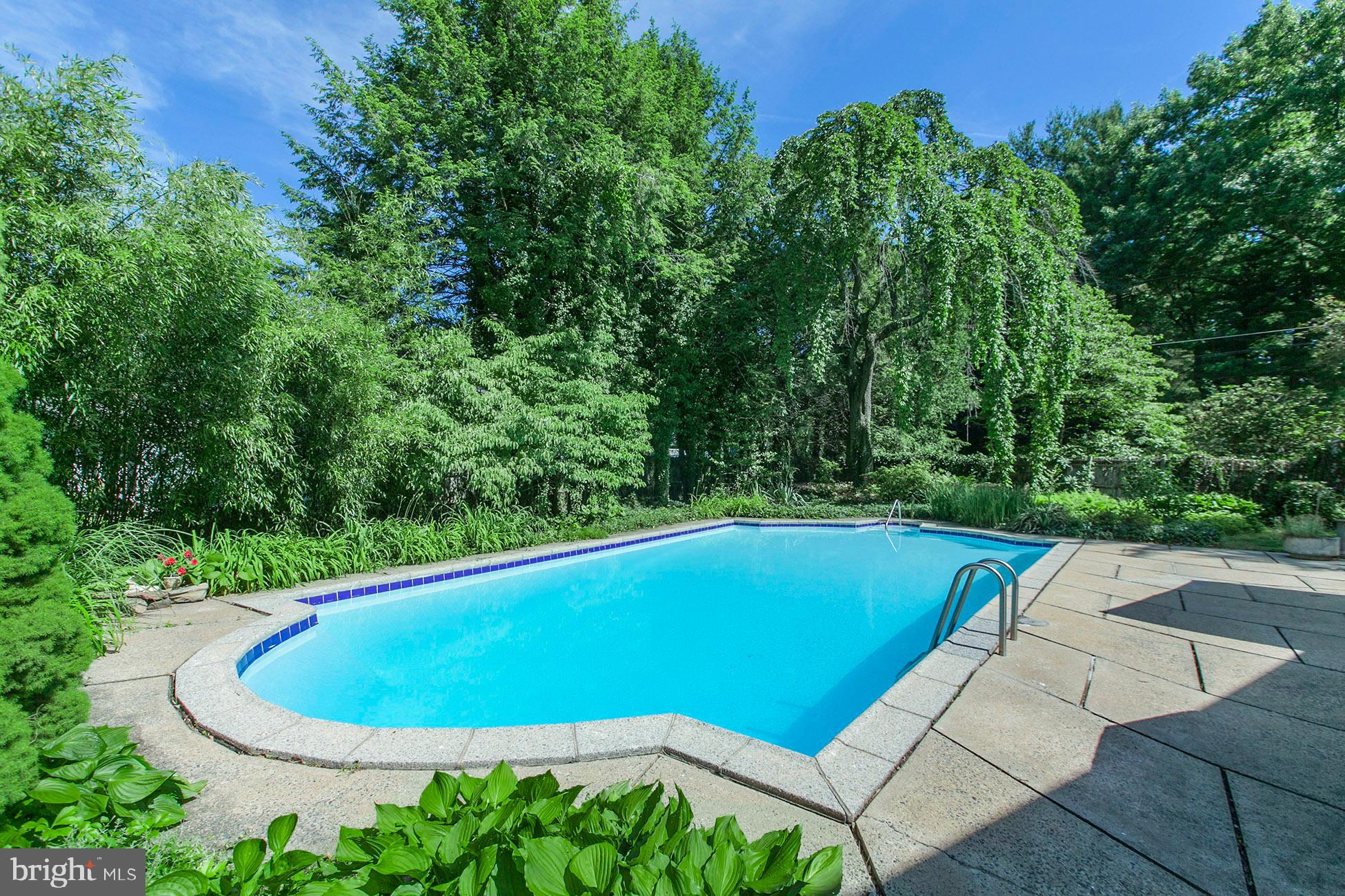 221 Riverside Drive Princeton, NJ 08540 - Photo 23 of 26 Gallery Image 23