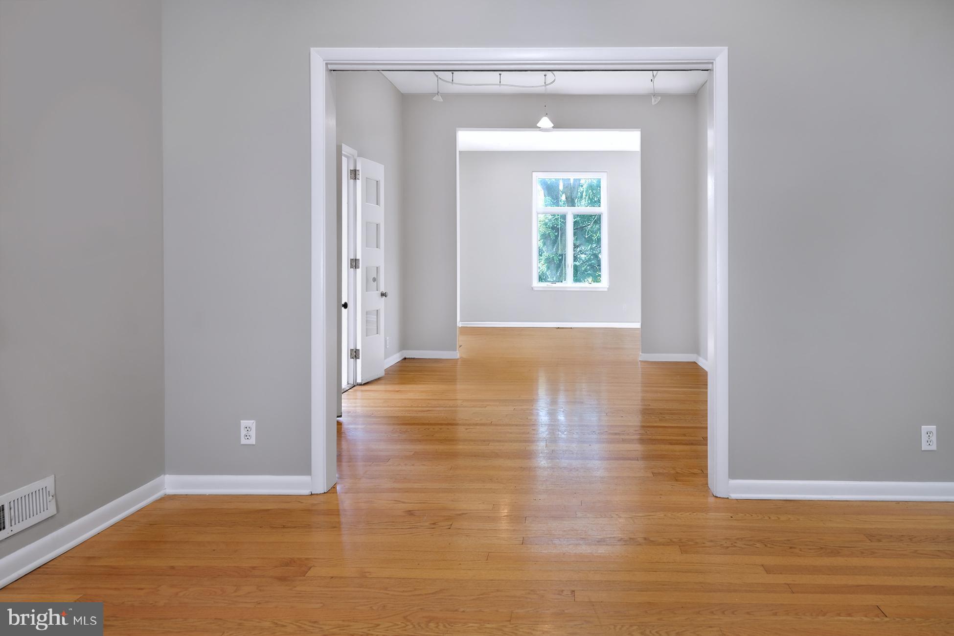 221 Riverside Drive Princeton, NJ 08540 - Photo 7 of 26 Gallery Image 7