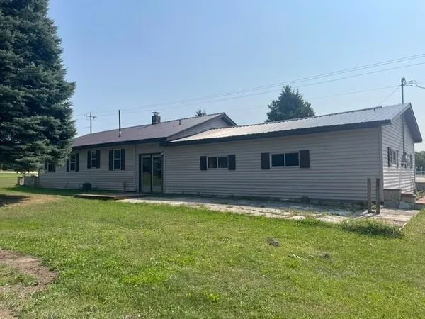 $260,000 | 7554 Highway 42, Sturgeon Bay, WI 54235