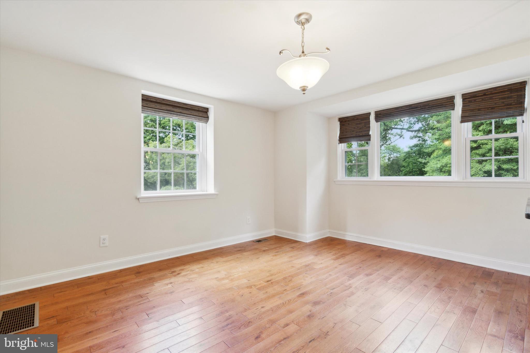 1617 Huntingdon Road Abington, PA 19001 - Photo 9 of 24 Dining Area