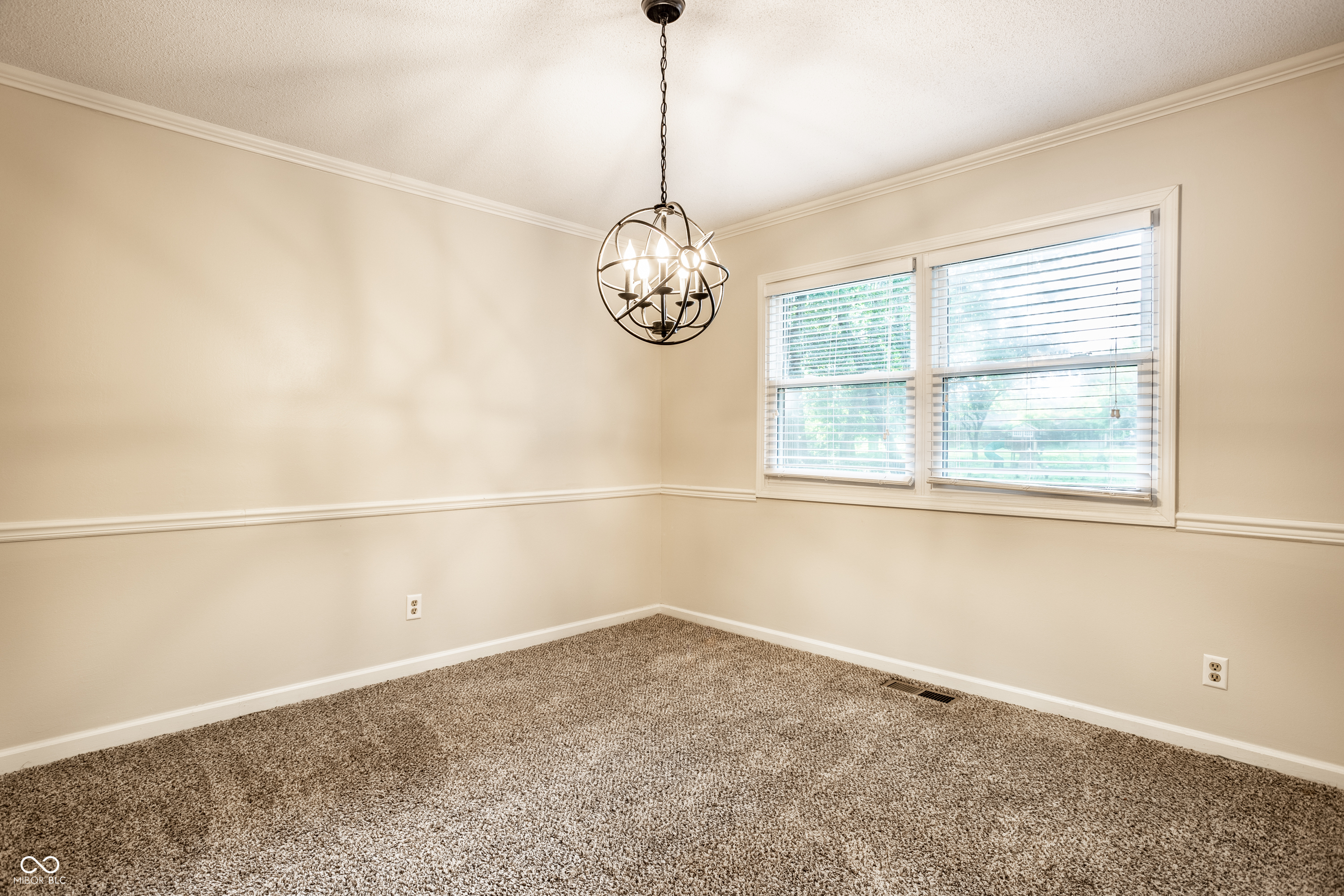 11915 Hoster Road Carmel, IN 46033 - Photo 13 of 35 Gallery Image 13