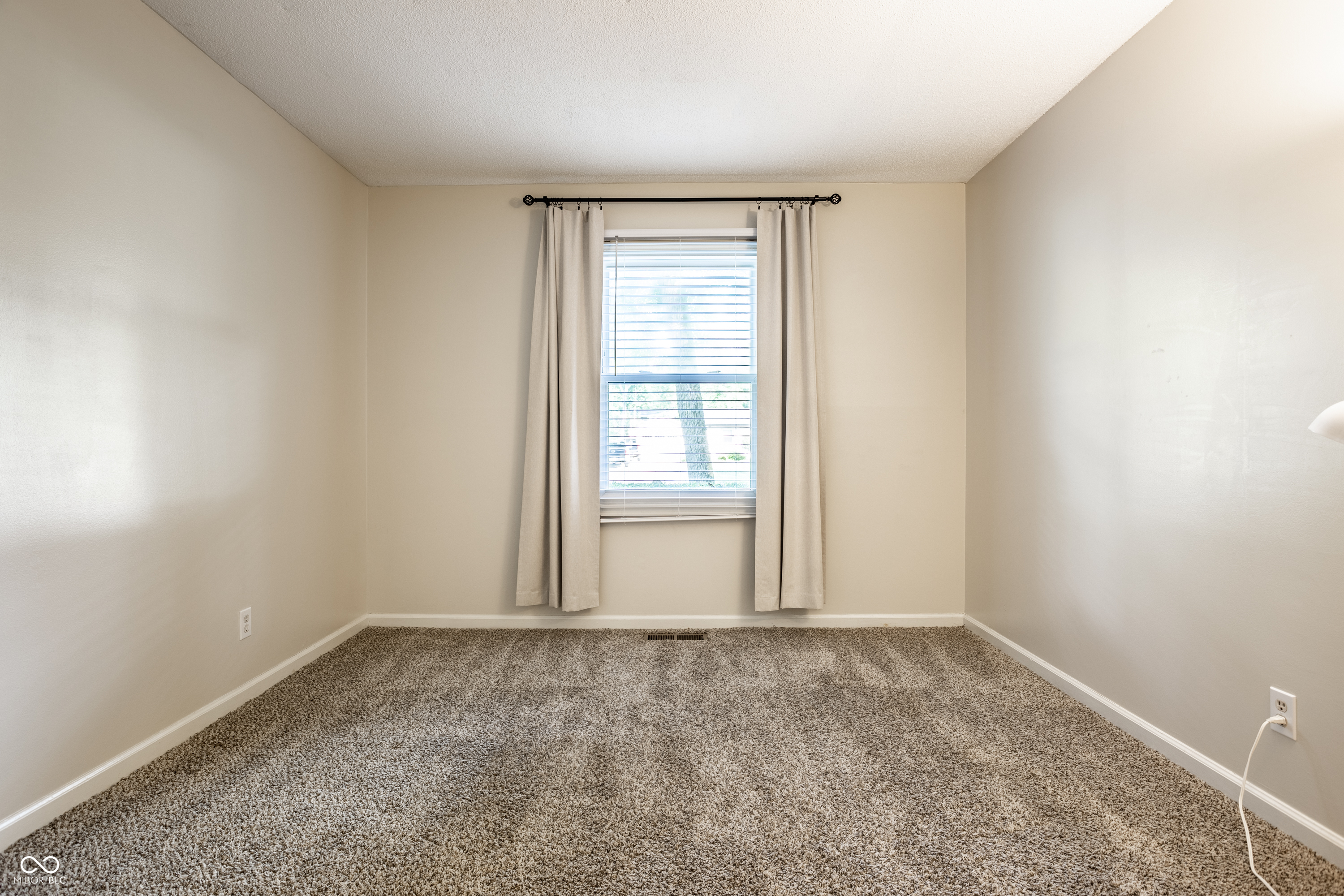 11915 Hoster Road Carmel, IN 46033 - Photo 29 of 35 Gallery Image 29