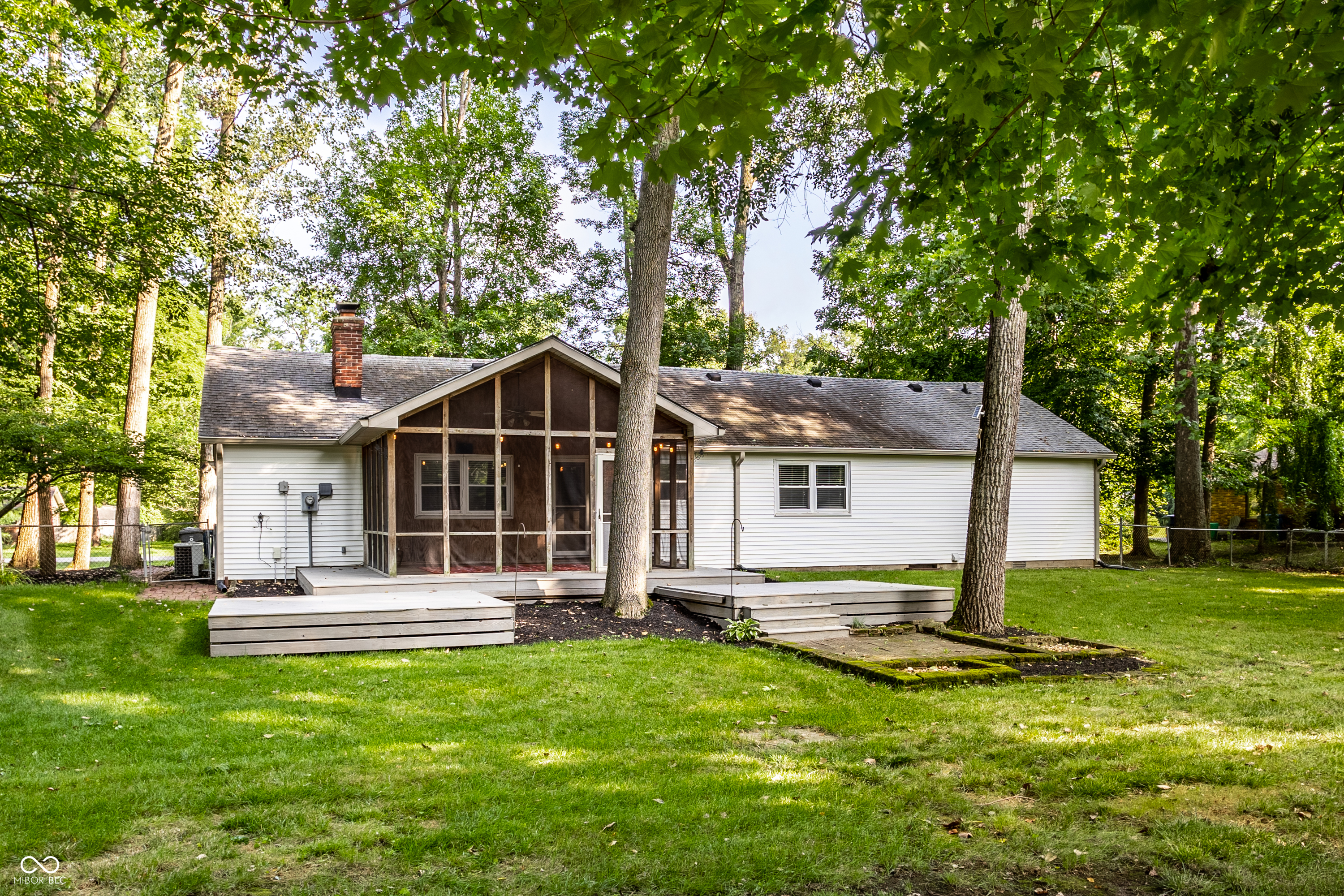 11915 Hoster Road Carmel, IN 46033 - Photo 31 of 35 Gallery Image 31