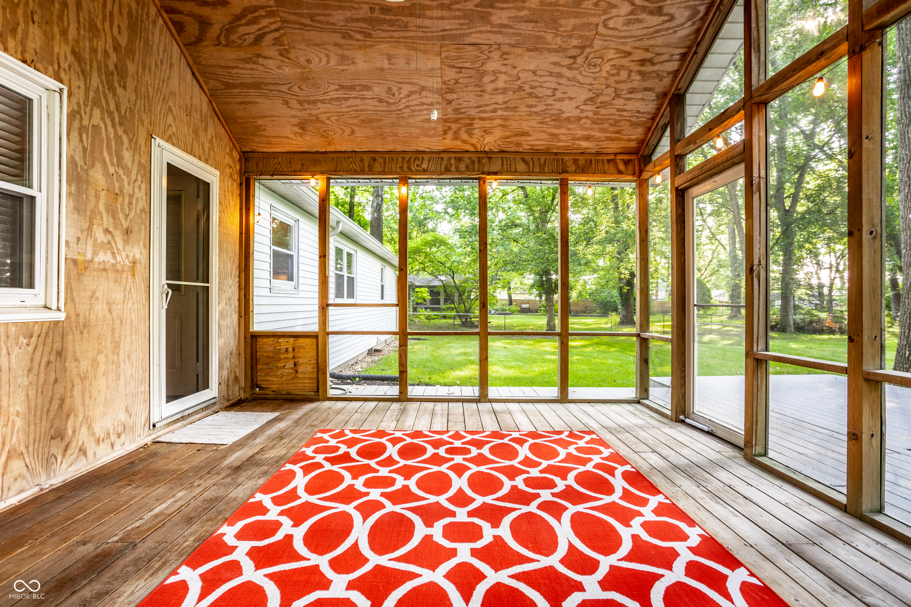 11915 Hoster Road Carmel, IN 46033 - Photo 9 of 35 Gallery Image 9