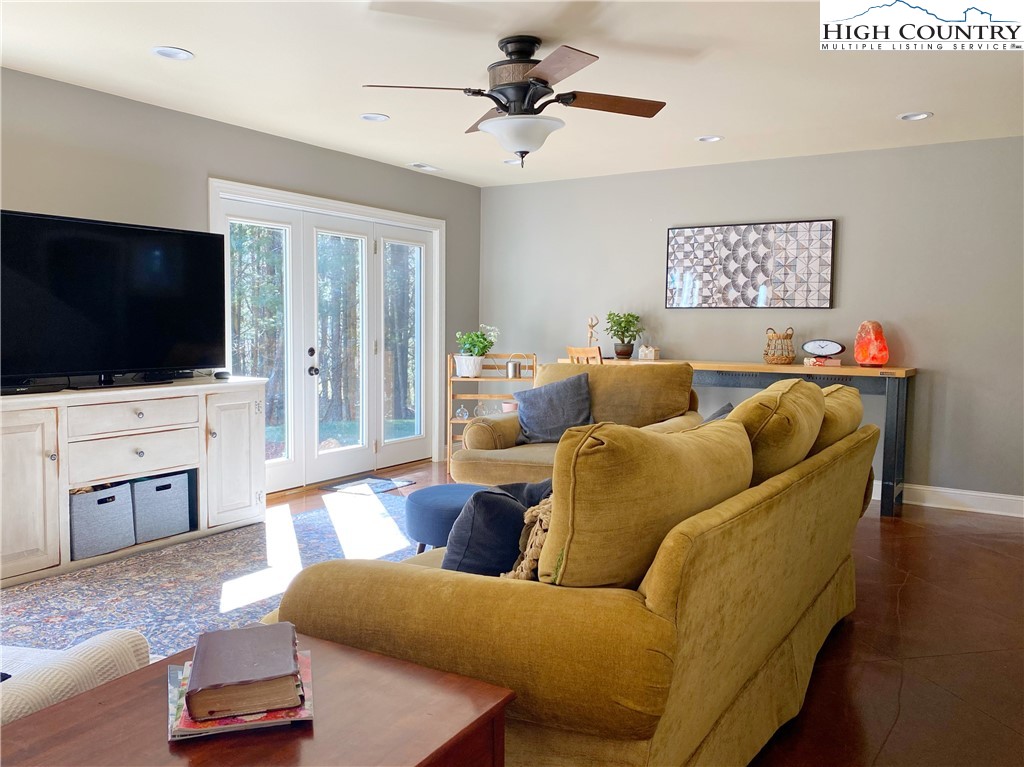 783 Big Oak Road Ennice, NC 28623 - Photo 13 of 32