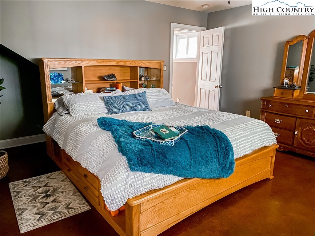 783 Big Oak Road Ennice, NC 28623 - Photo 14 of 32