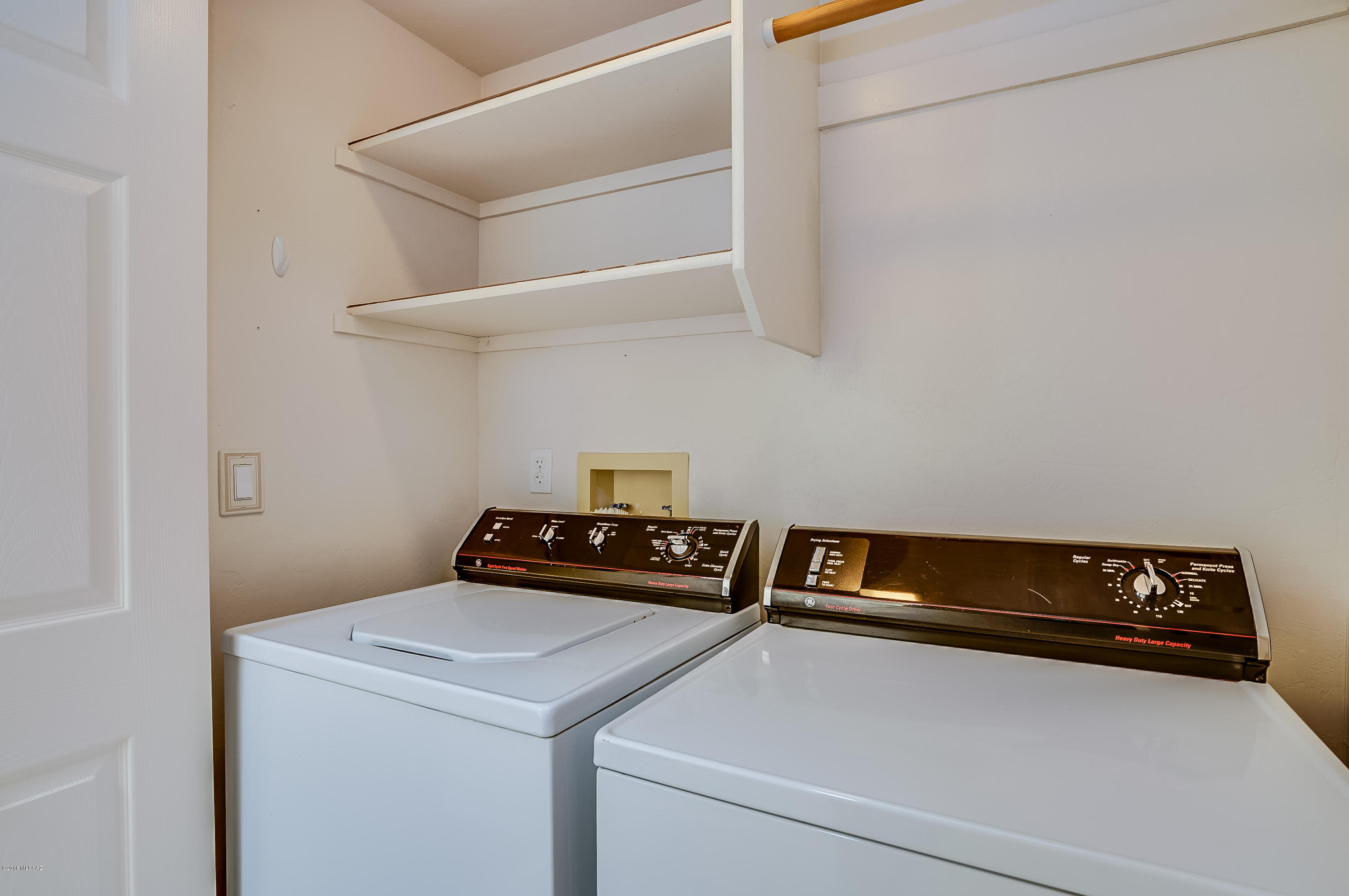 60 Silverado Oro Valley, AZ 85737 - Photo 35 of 50