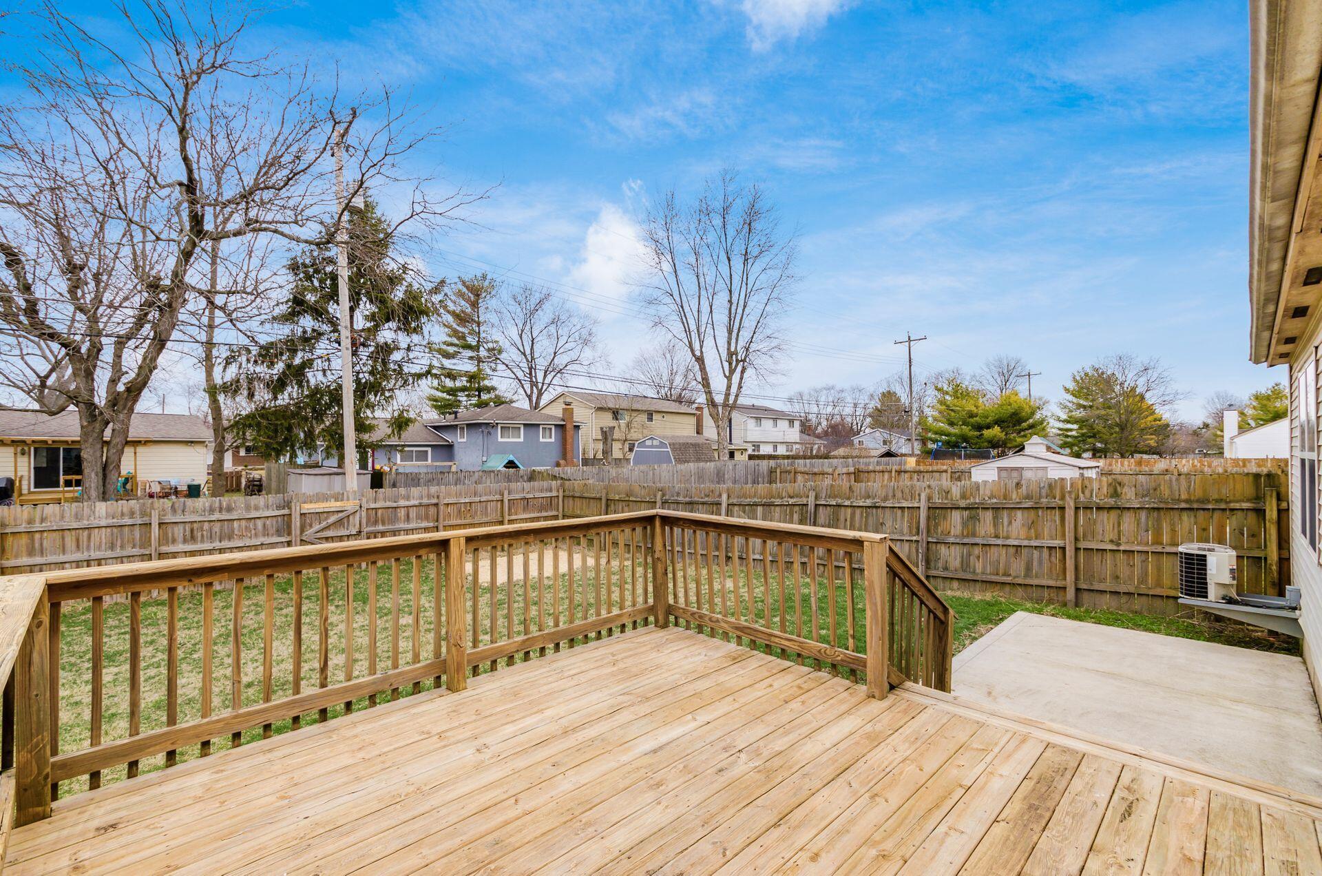 2212 Margo Road Columbus, OH 43229 - Photo 27 of 32 027_2c2e69_L 2212 Margo Rd054