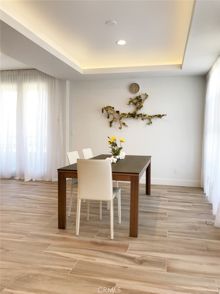 11700 Iowa Avenue Los Angeles, CA 90025 - Photo 9 of 32
