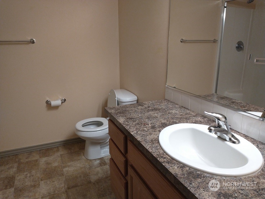 17 Willow Pointe Loop, Unit 17 Longview, WA 98632 - Photo 11 of 13 Gallery Image 11