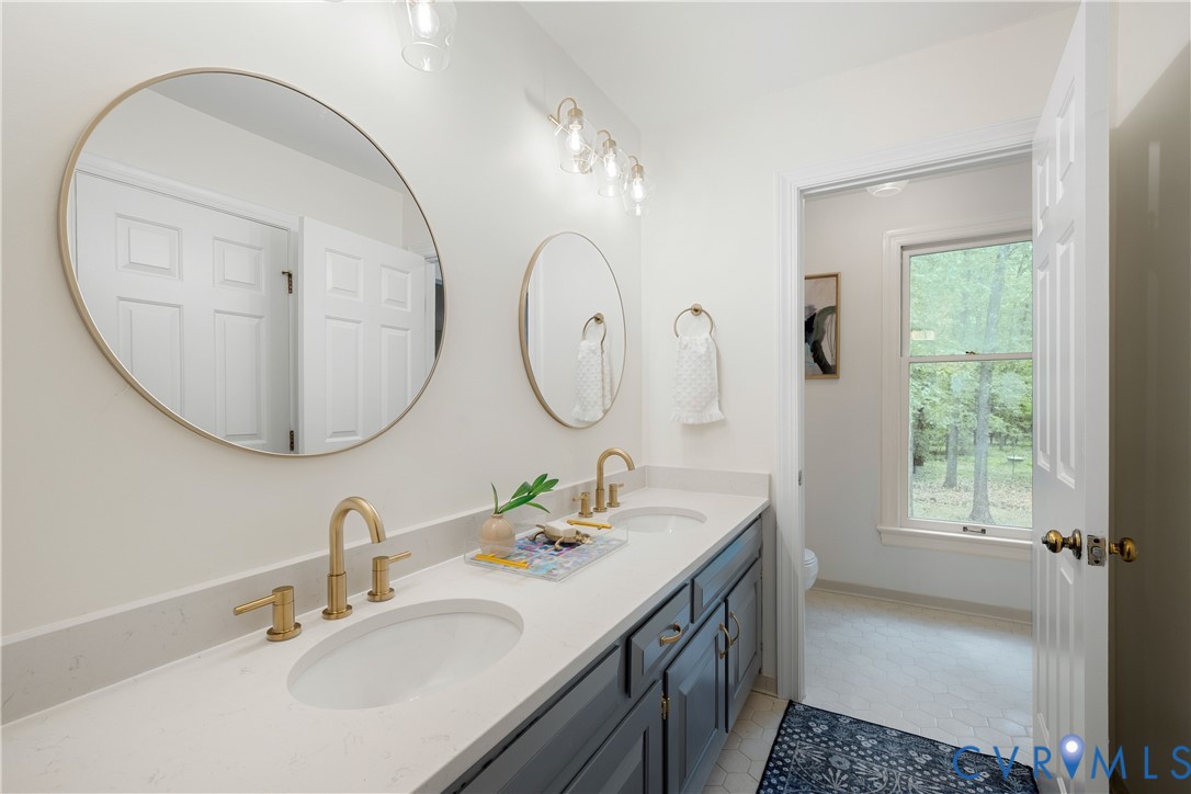 2727 River Run Road Prince George, VA 23875 - Photo 22 of 35 New Quartz counters, new lighting
