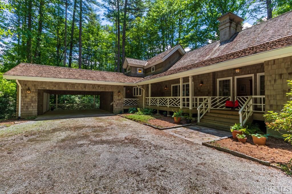 791 Wade Road Cashiers, NC 28717 - Photo 3 of 43 Gallery Image 3