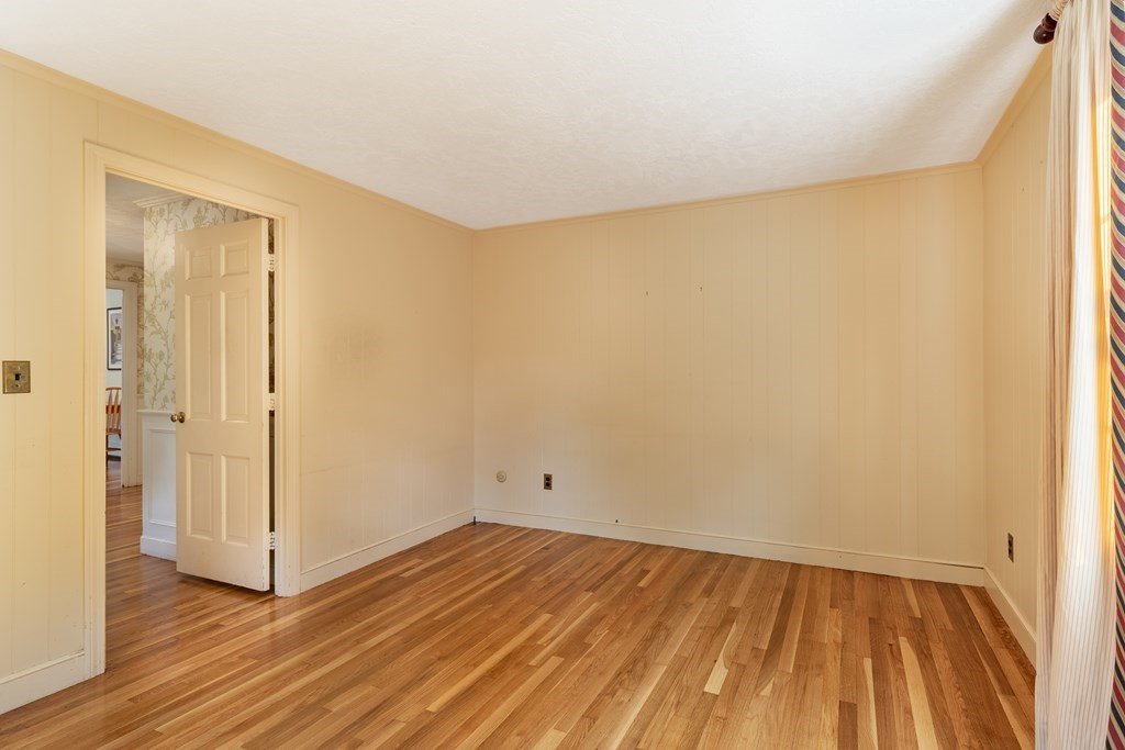 32 Saddle Ridge Road Dover, MA 02030 - Photo 19 of 35 Gallery Image 19