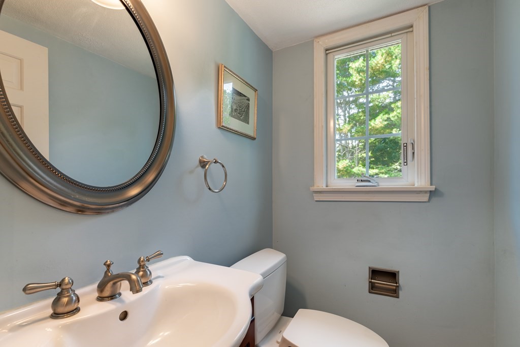 32 Saddle Ridge Road Dover, MA 02030 - Photo 20 of 35 Gallery Image 20