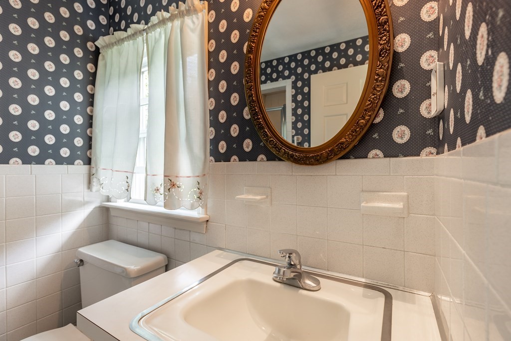 32 Saddle Ridge Road Dover, MA 02030 - Photo 28 of 35 Gallery Image 28