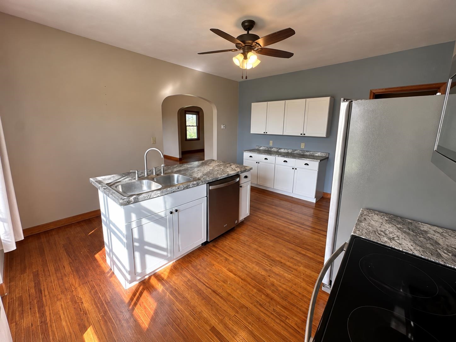 5998 County Road South Wayne, WI 53587 - Photo 16 of 42 Gallery Image 16