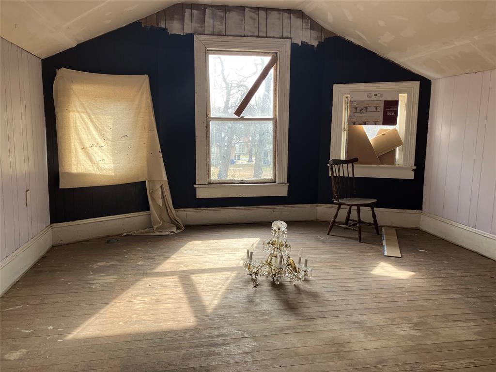 706 8th Street Southeast Paris, TX 75460 - Photo 7 of 20