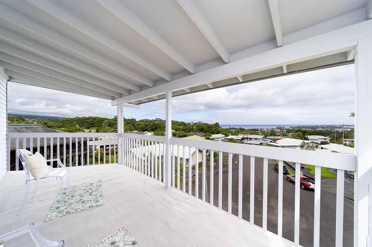 420 Huali Place Hilo, HI 96720 - Photo 12 of 30 a view of a balcony