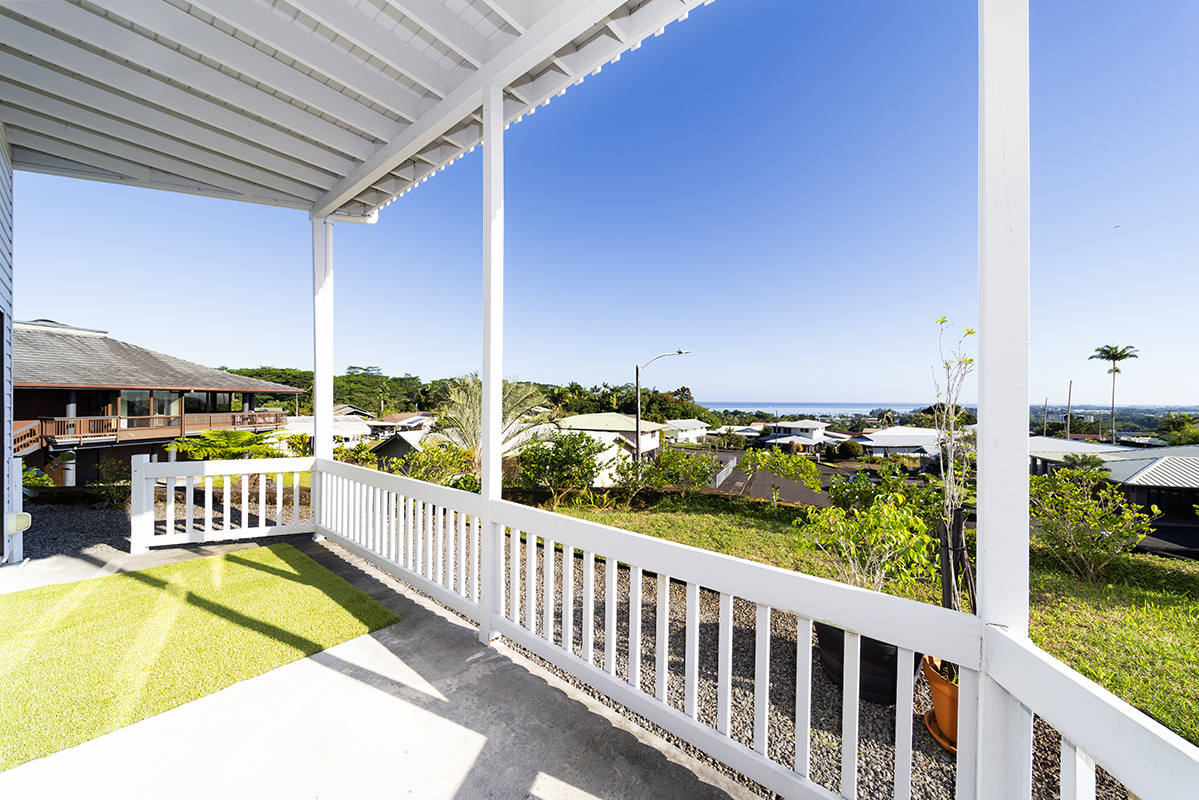 420 Huali Place Hilo, HI 96720 - Photo 27 of 30 a view of a balcony with chairs