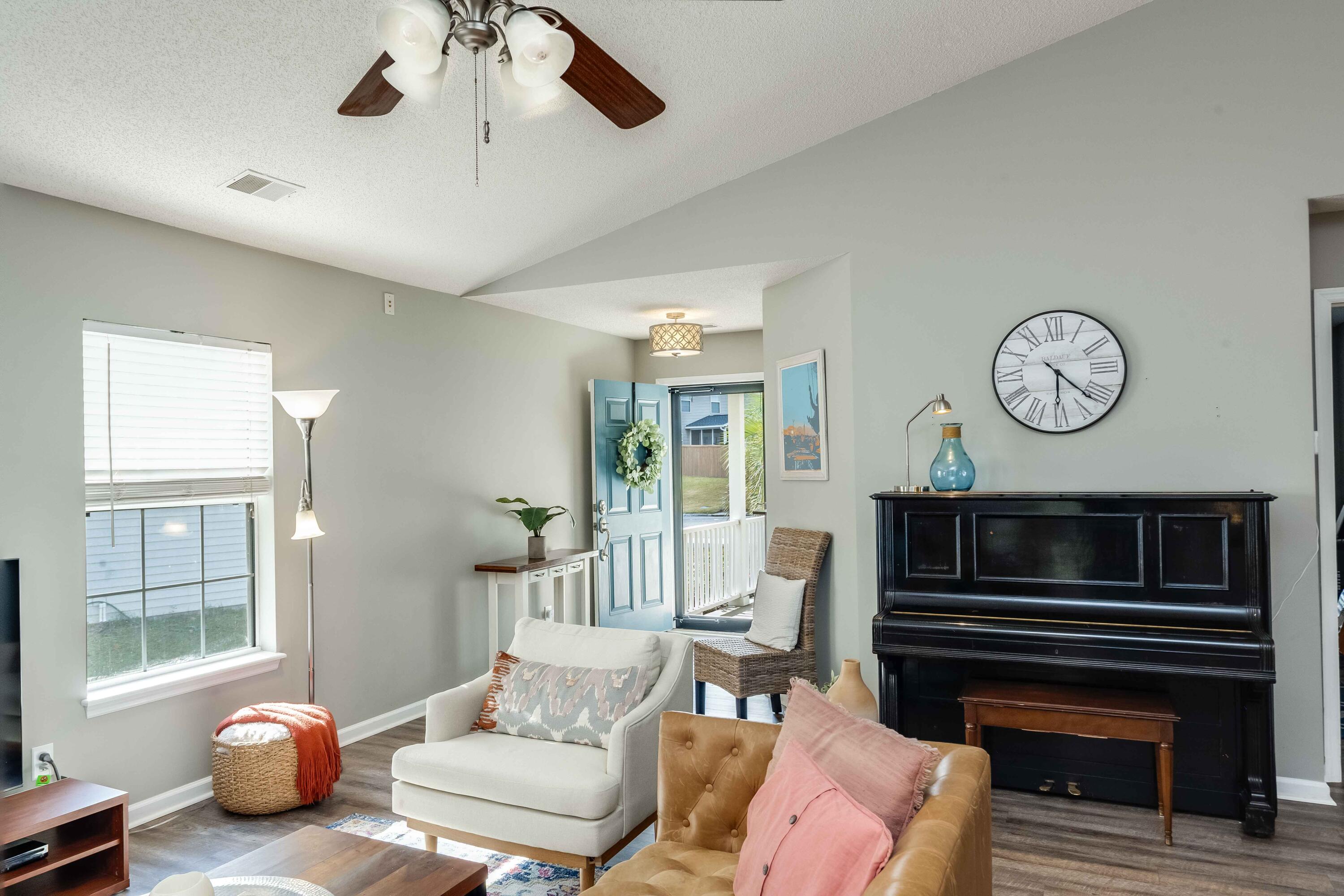 8067 Old London Road North Charleston, SC 29406 - Photo 11 of 35 8067 Old London-6