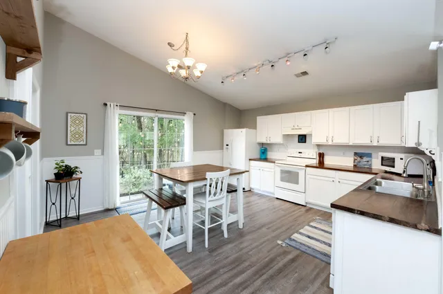 $339,000 | 8067 Old London Road, North Charleston, SC 29406