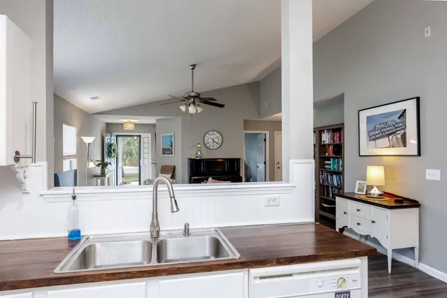 $339,000 | 8067 Old London Road, North Charleston, SC 29406