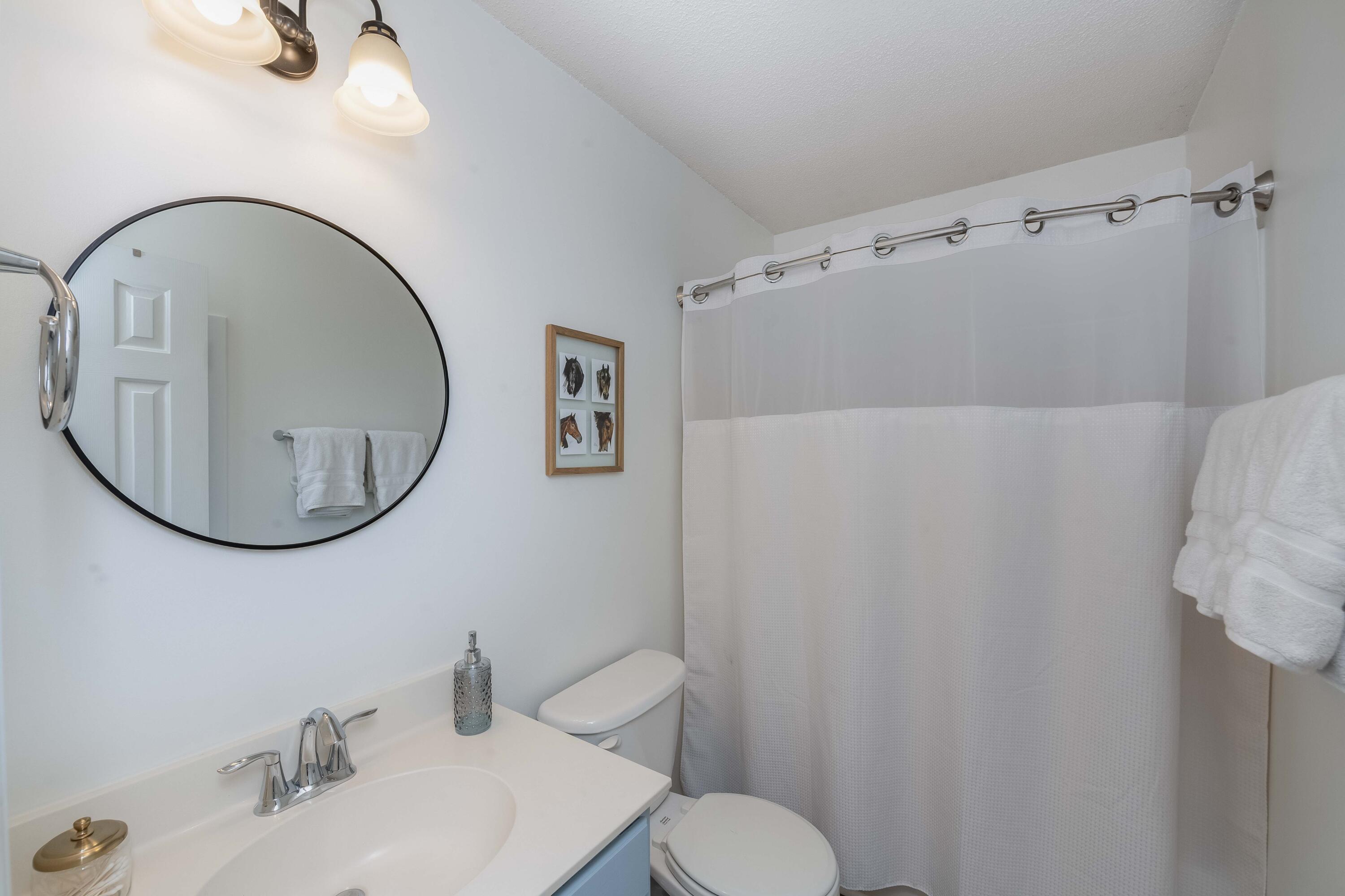 8067 Old London Road North Charleston, SC 29406 - Photo 31 of 35 8067 Old London-24