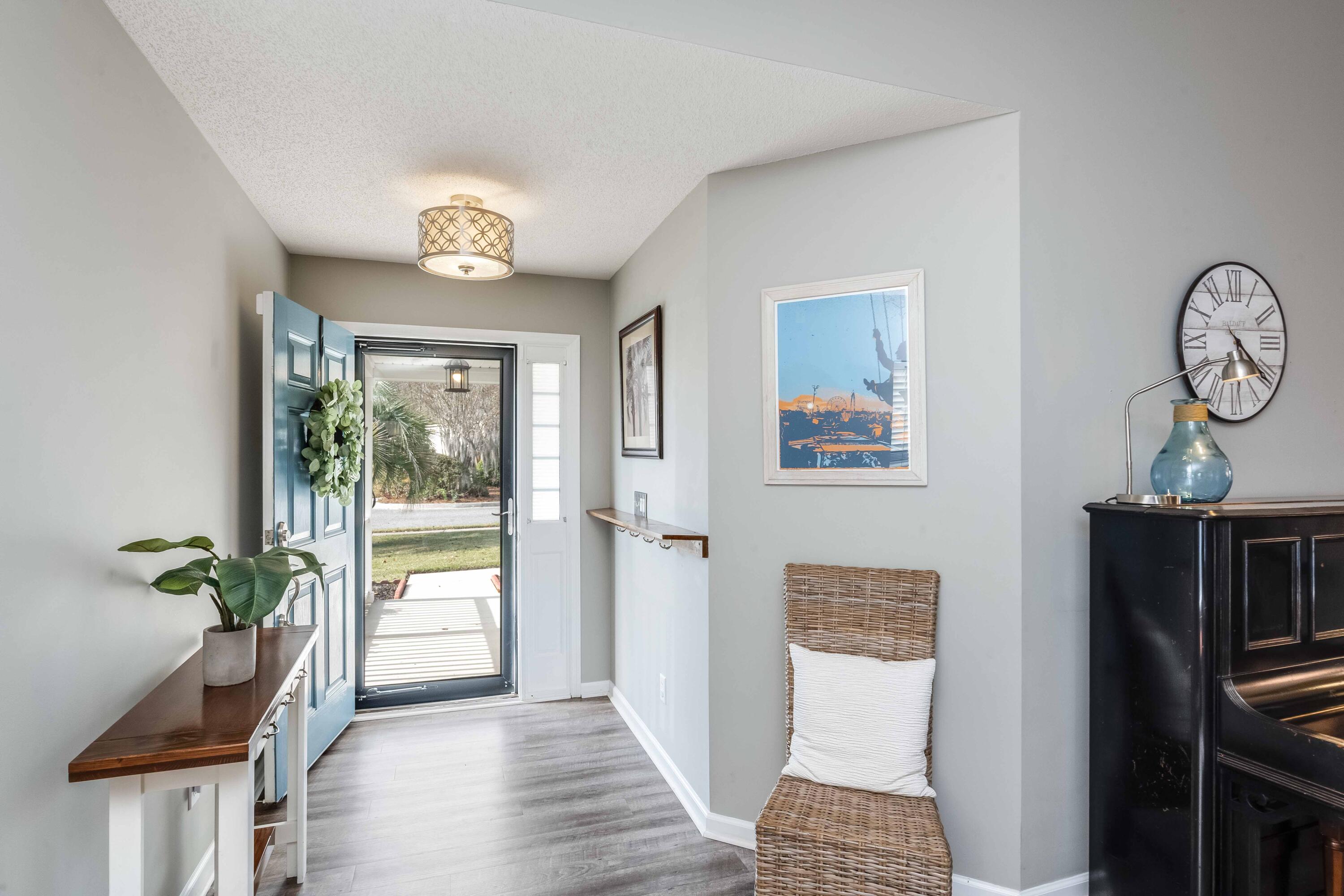 8067 Old London Road North Charleston, SC 29406 - Photo 6 of 35 8067 Old London-1