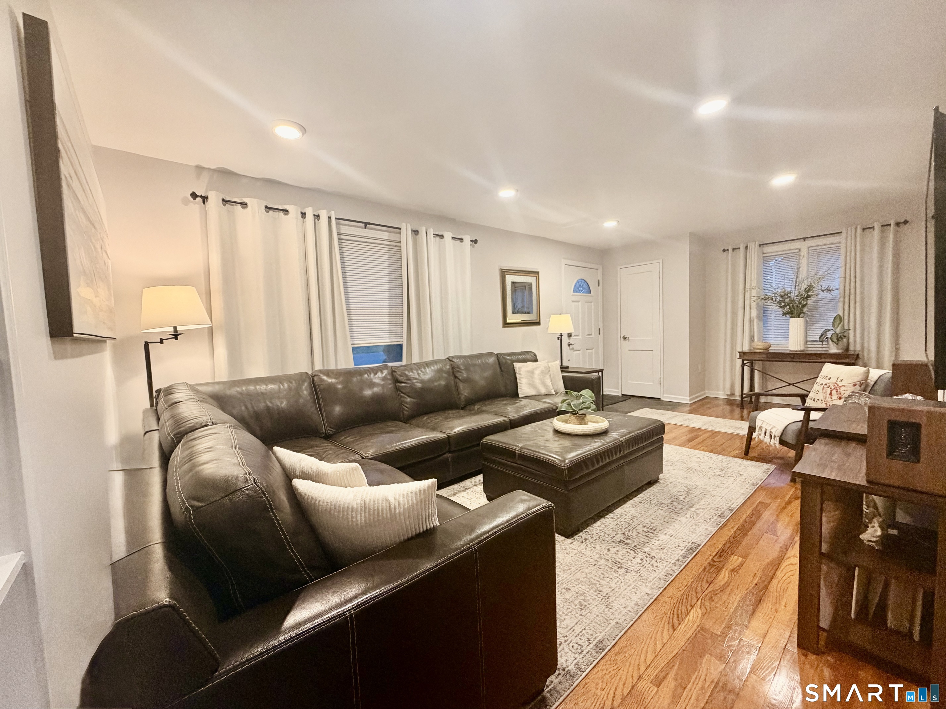 64 Belden Road Hamden, CT 06514 - Photo 4 of 27
