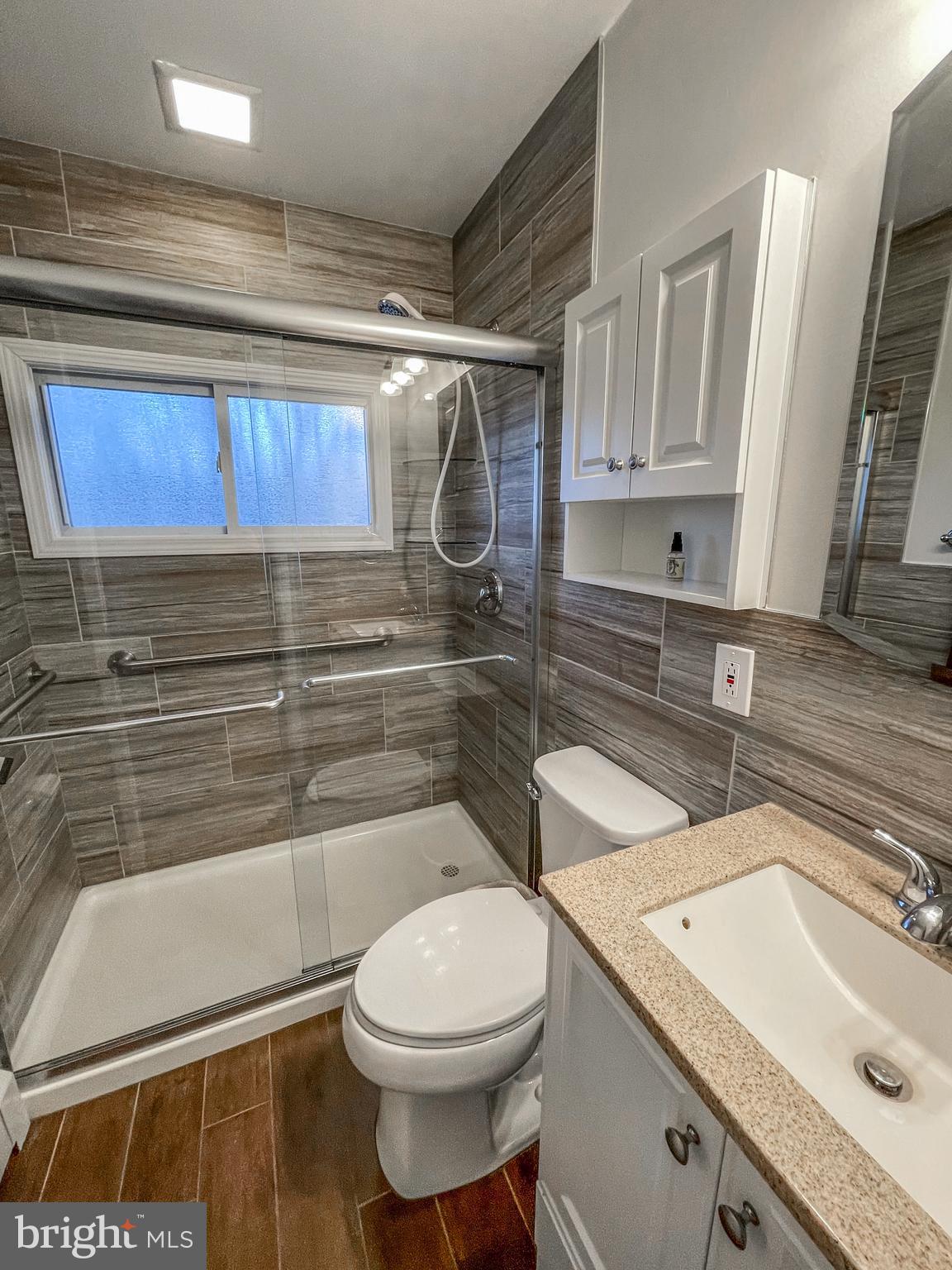 35 Valley Road Levittown, PA 19057 - Photo 7 of 19 Gallery Image 7
