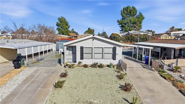 $299,000 | 13877 Tam O Shanter Drive, Victorville, CA 92395