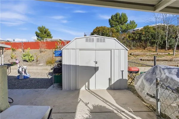 $299,000 | 13877 Tam O Shanter Drive, Victorville, CA 92395