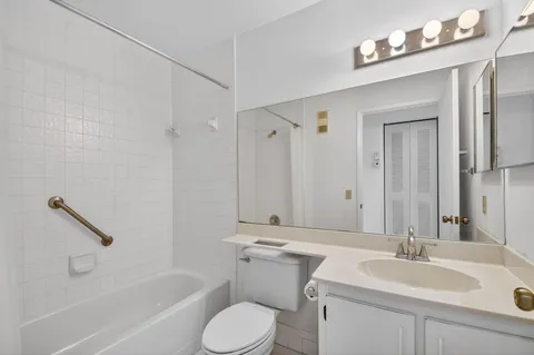 $249,000 | 10231 North Circle Lake Drive, Unit 201, Boynton Beach, FL 33437