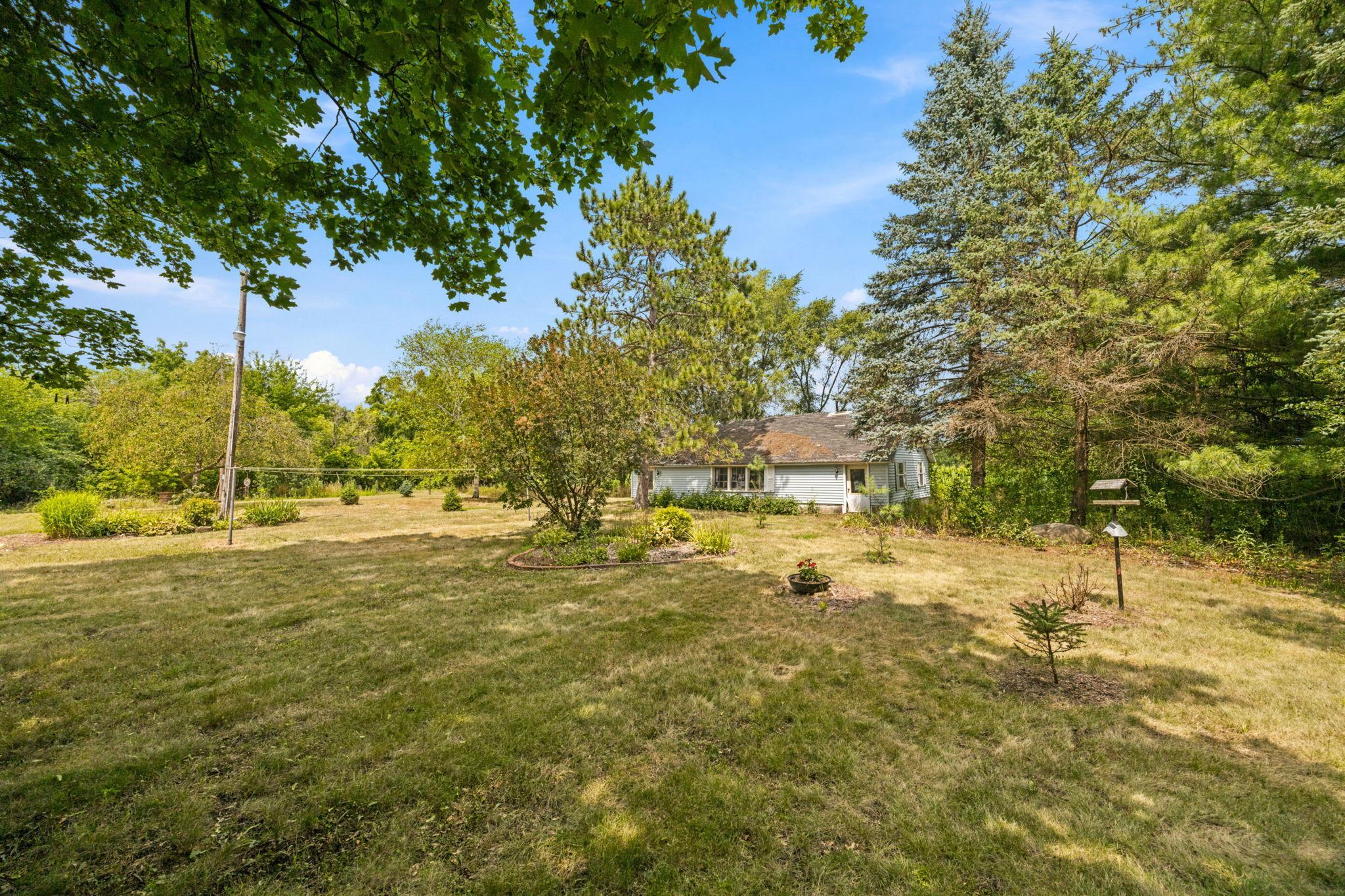 N1360 Deer Path Road Fort Atkinson, WI 53538 - Photo 34 of 47 Gallery Image 34