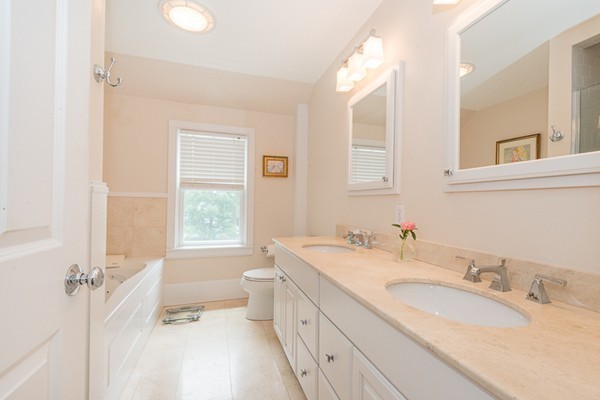 114 South Main Street Topsfield, MA 01983 - Photo 11 of 19 Gallery Image 11