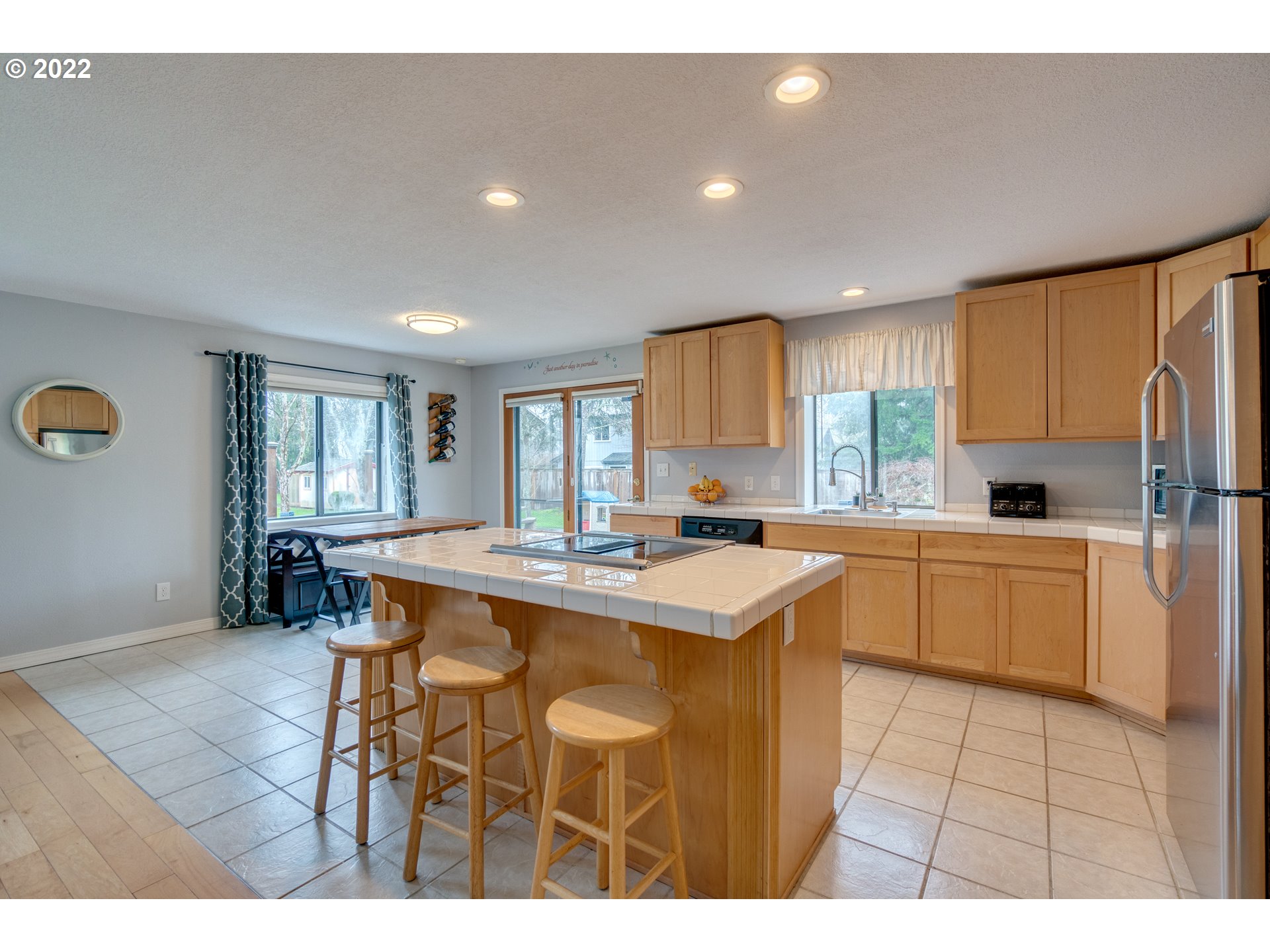 4330 Southeast Hillyard Road Gresham, OR 97080 - Photo 8 of 18 Kitchen/Dining Room