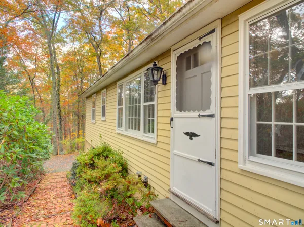 $369,900 | 67 Mulberry Road, Mansfield, CT 06250