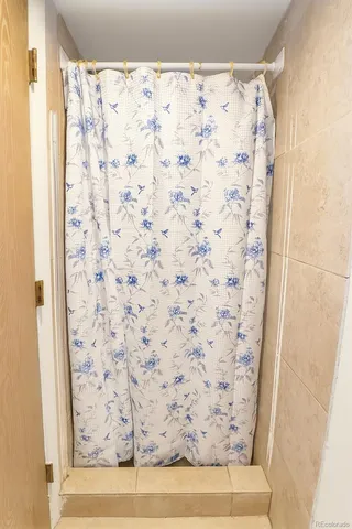 a view of bathroom with shower